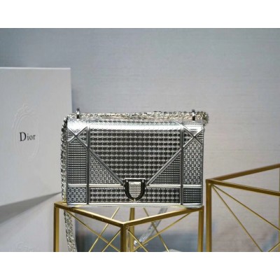 Dior Diorama Bag In Silver Metallic Calfskin LDBS240206