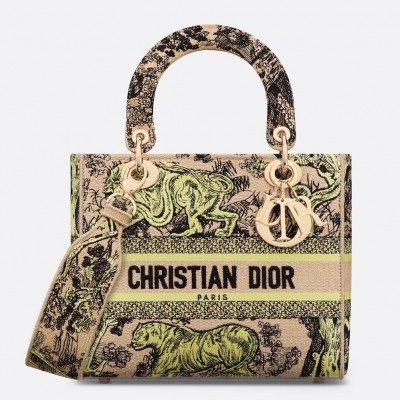 Dior Dioriviera Lady D-Lite Medium Bag in Raffia with Lime Toile de Jouy Sauvage Embroidery LDBS240225