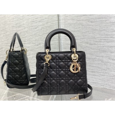 Dior Lady Dior Medium Bag in Noir Grained Calfskin LDBS240282