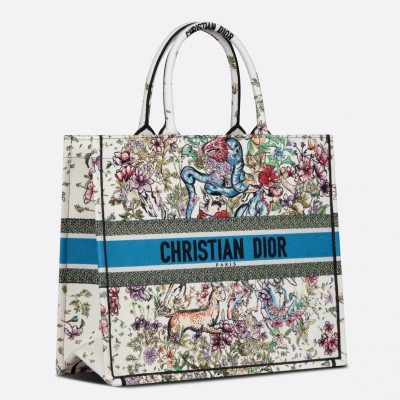 Dior Large Book Tote In Latte D-Constellation Embroidery LDBS240383