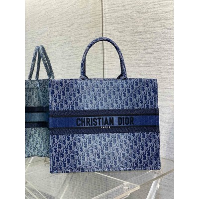 Dior Medium Book Tote Bag in Blue Denim Oblique Jacquard LDBS240441