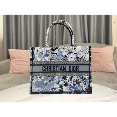 Dior Medium Book Tote In Blue Zodiac Fantastico Embroidery LDBS240491