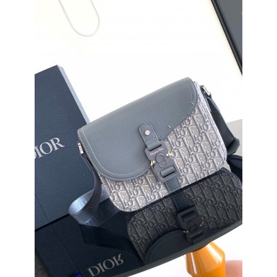 Dior Small Saddle Messenger Bag in Grey Oblique Jacquard and Calfskin LDBS240954