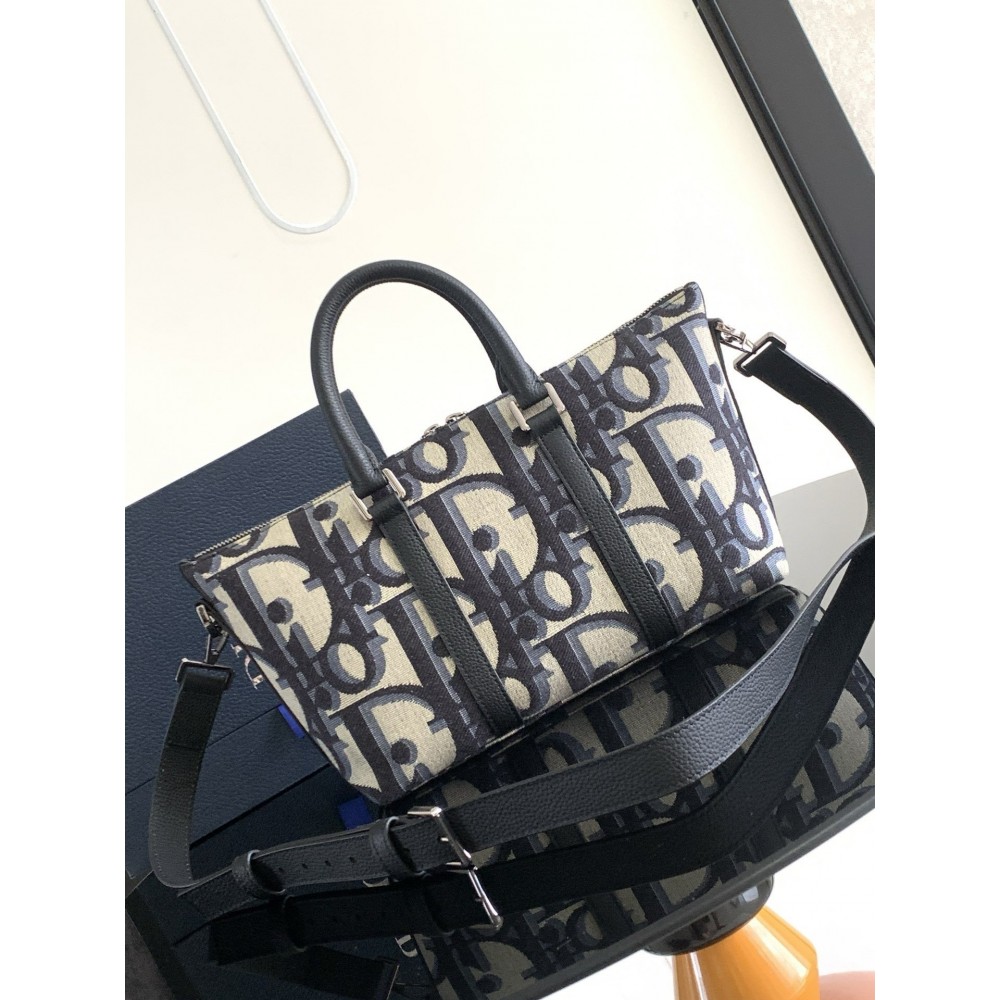 Dior Weekender 25 Bag in Beige Maxi Dior Oblique Jacquard