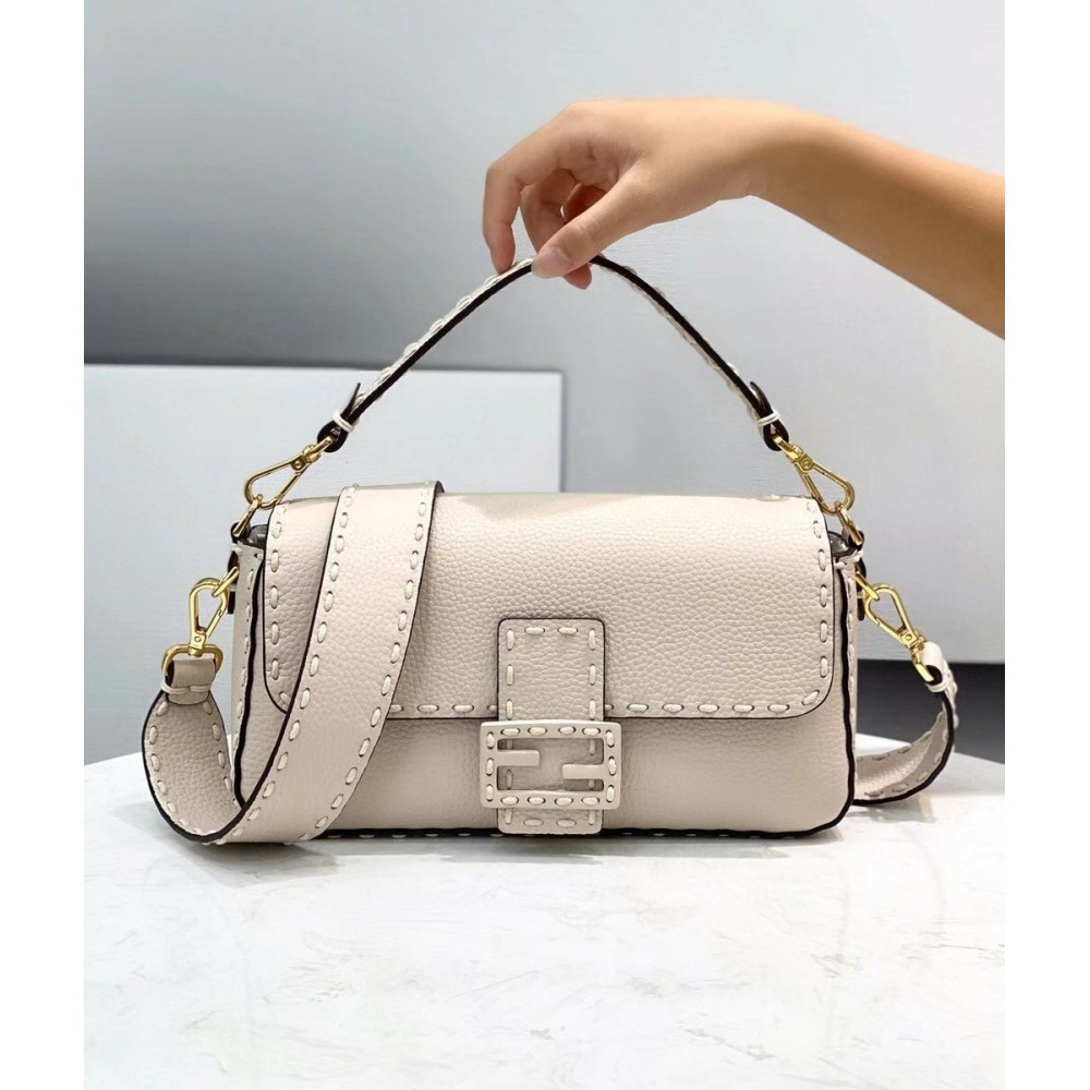 Fendi Medium Baguette Bag In White Grain Leather LDBS241170