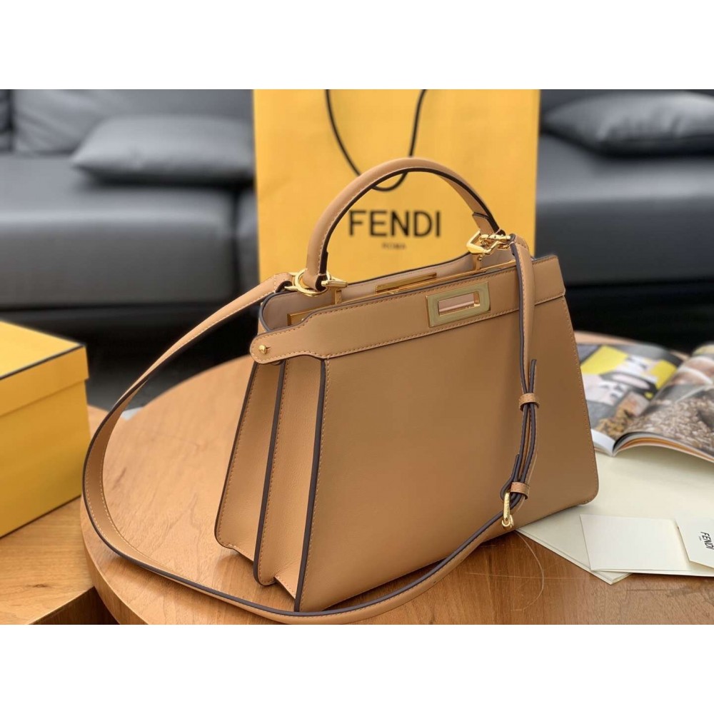 Fendi Peekaboo ISeeU Medium Bag In Beige Leather LDBS241222