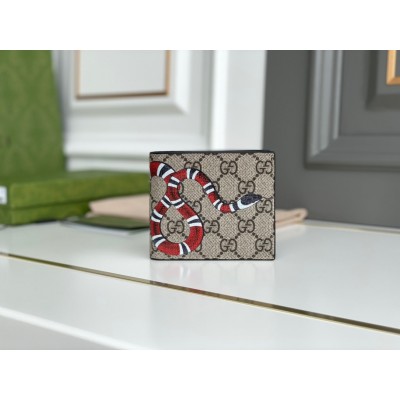 Gucci Bi-fold Wallet In Beige Kingsnake Print GG Supreme Canvas