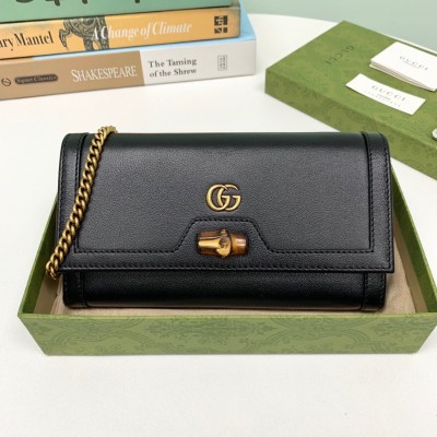 Gucci Diana Chain Wallet In Black Calfskin