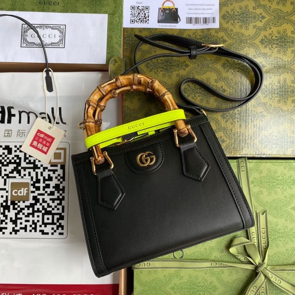 Gucci Diana Mini Tote Bag in Black Leather