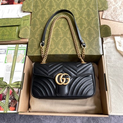 Gucci GG Marmont Small Shoulder Bag in Black Chevron Leather