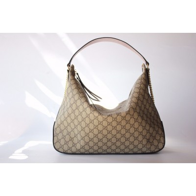 Gucci Hobo Bag In Beige GG Supreme Canvas