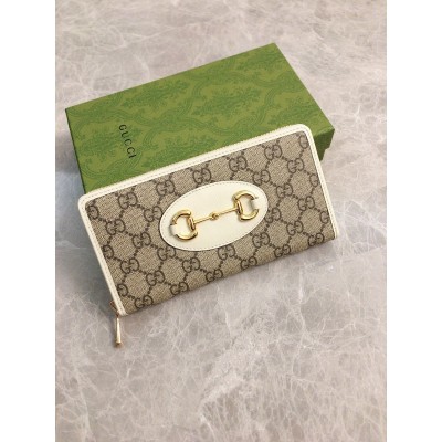 Gucci Horsebit 1955 Zip Around Wallet in GG Supreme with White Leaher