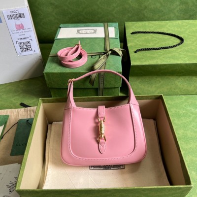 Gucci Jackie 1961 Mini Hobo Bag in Pink Leather