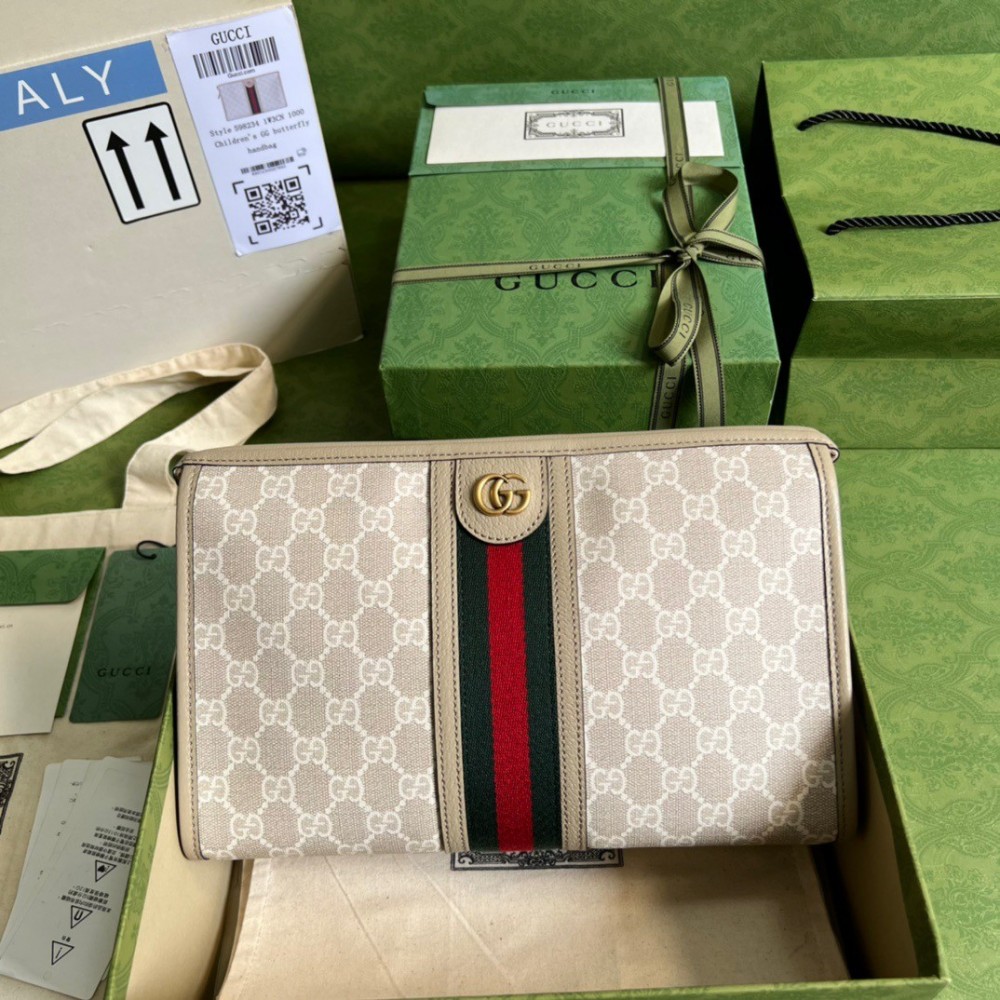 Gucci Ophidia GG Toiletry Case in White GG Supreme Canvas