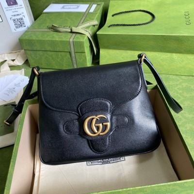 Gucci Small Messenger Bag in Black Leather with Double G