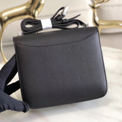 Hermes 2002 20cm Bag In Black Evercolor Calfskin LDBS241385