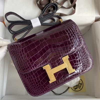 Hermes Constance 18 Handmade Bag in Cassis Shiny Alligator Leather LDBS241962