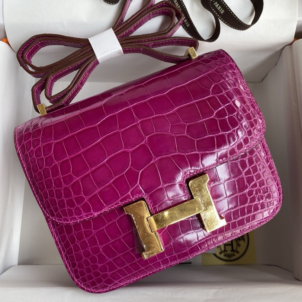 Hermes Constance 18 Handmade Bag in Rose Scheherazade Shiny Alligator Leather LDBS241974