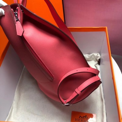 Hermes GR24 Backpack In Pink Everycolor Calfskin LDBS242216