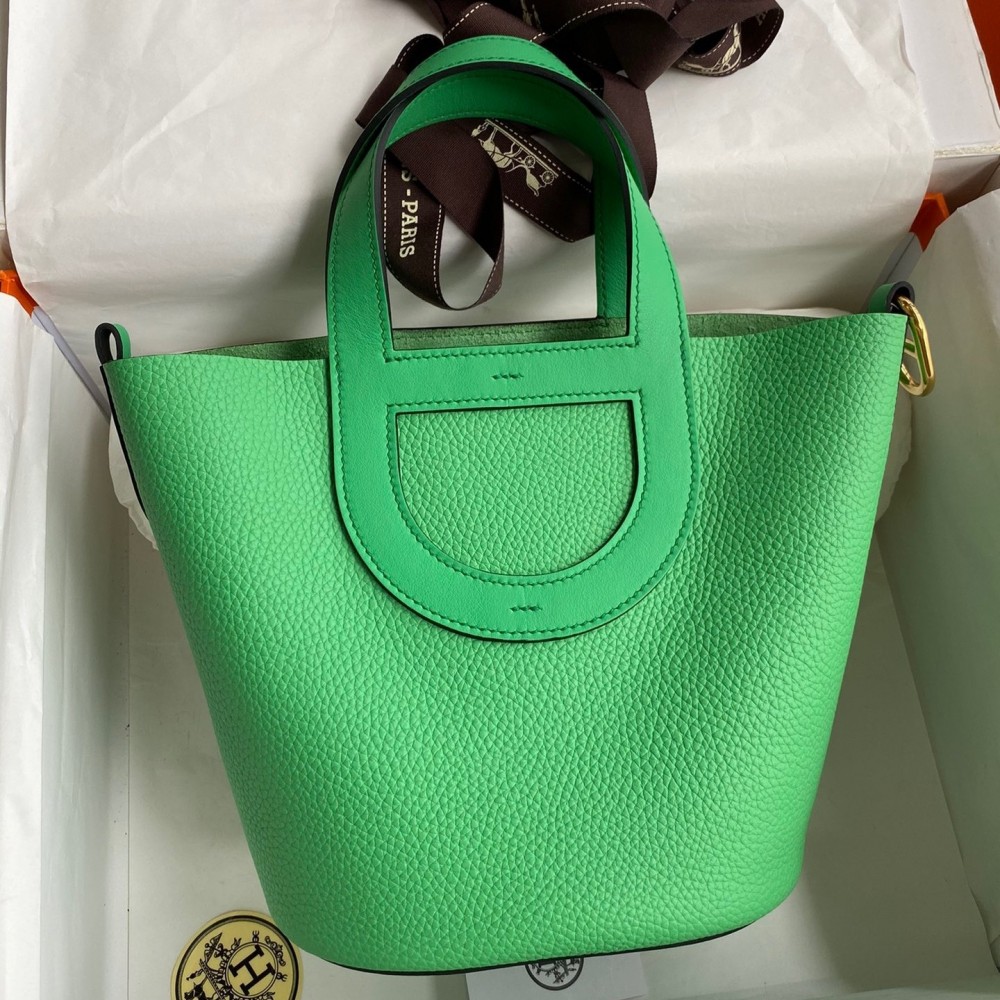 Hermes In The Loop 18 Handmade Bag in Vert Comics Clemence Leather LDBS242334