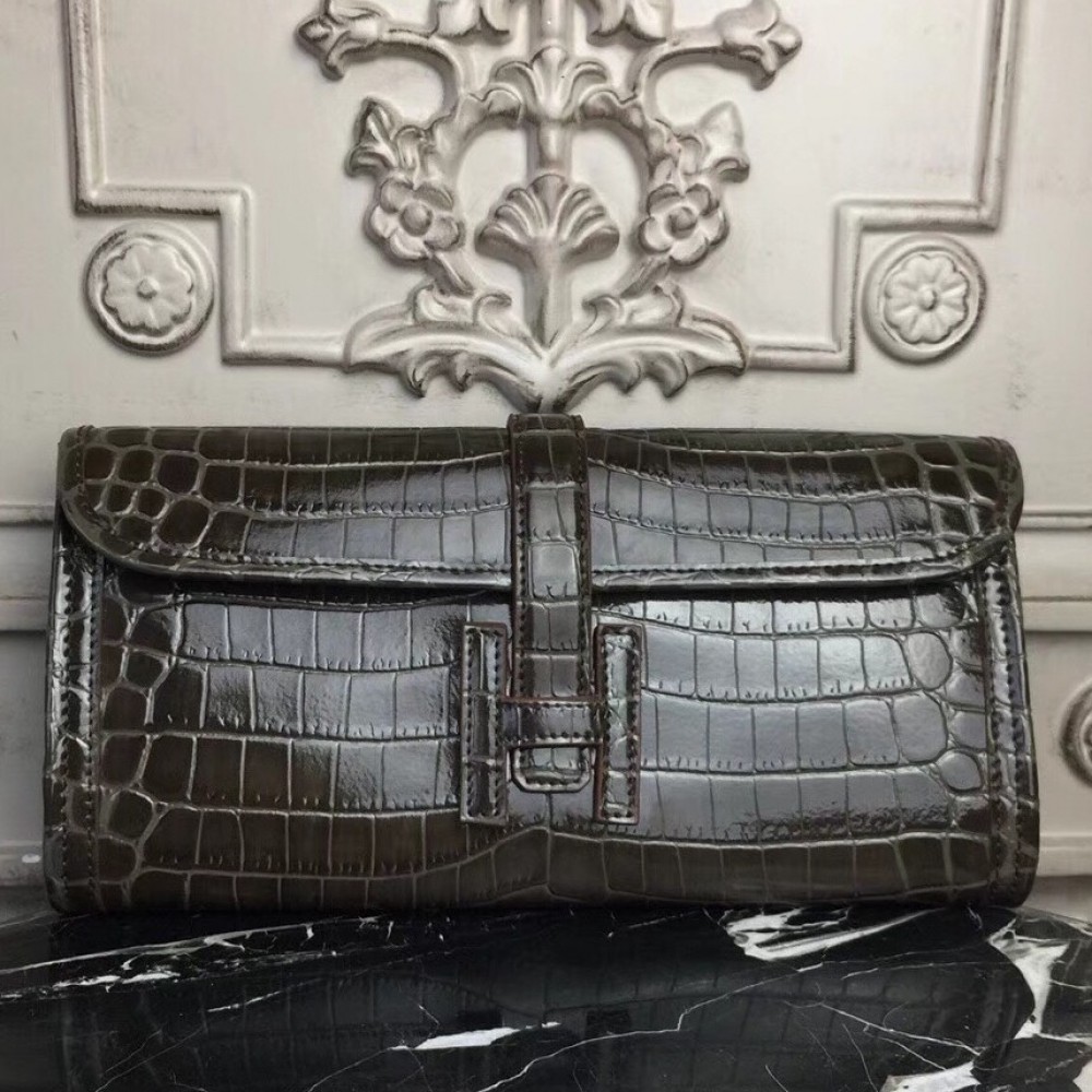 Hermes Jige Elan 29 Clutch In Chocolate Crocodile Leather LDBS242342