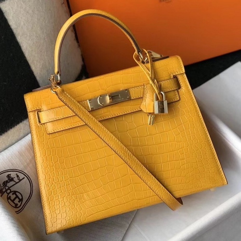 Hermes Kelly 28cm Bag In Yellow Embossed Crocodile GHW LDBS242377