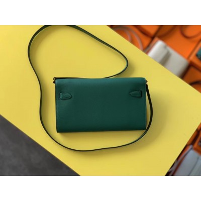 Hermes Kelly Classique To Go Wallet In Malachite Epsom Calfskin LDBS242425