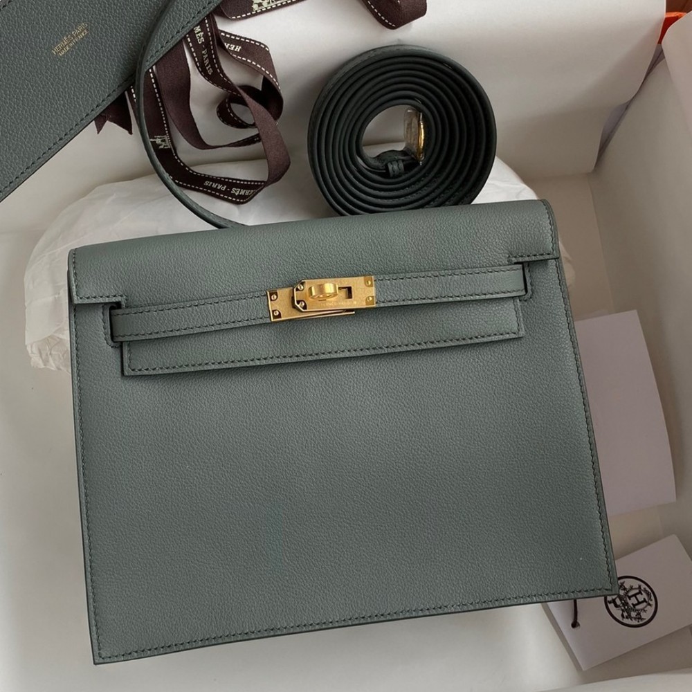 Hermes Kelly Danse II Bag In Vert Amande Evercolor Calfskin LDBS242442