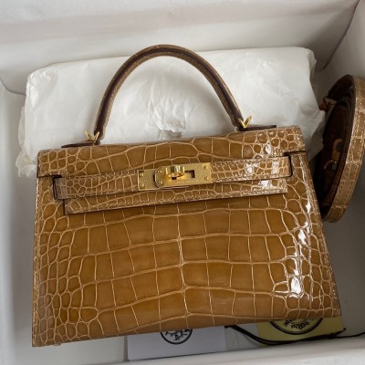 Hermes Kelly Mini II Sellier Handmade Bag In Ficelle Shiny Alligator Leather LDBS242518