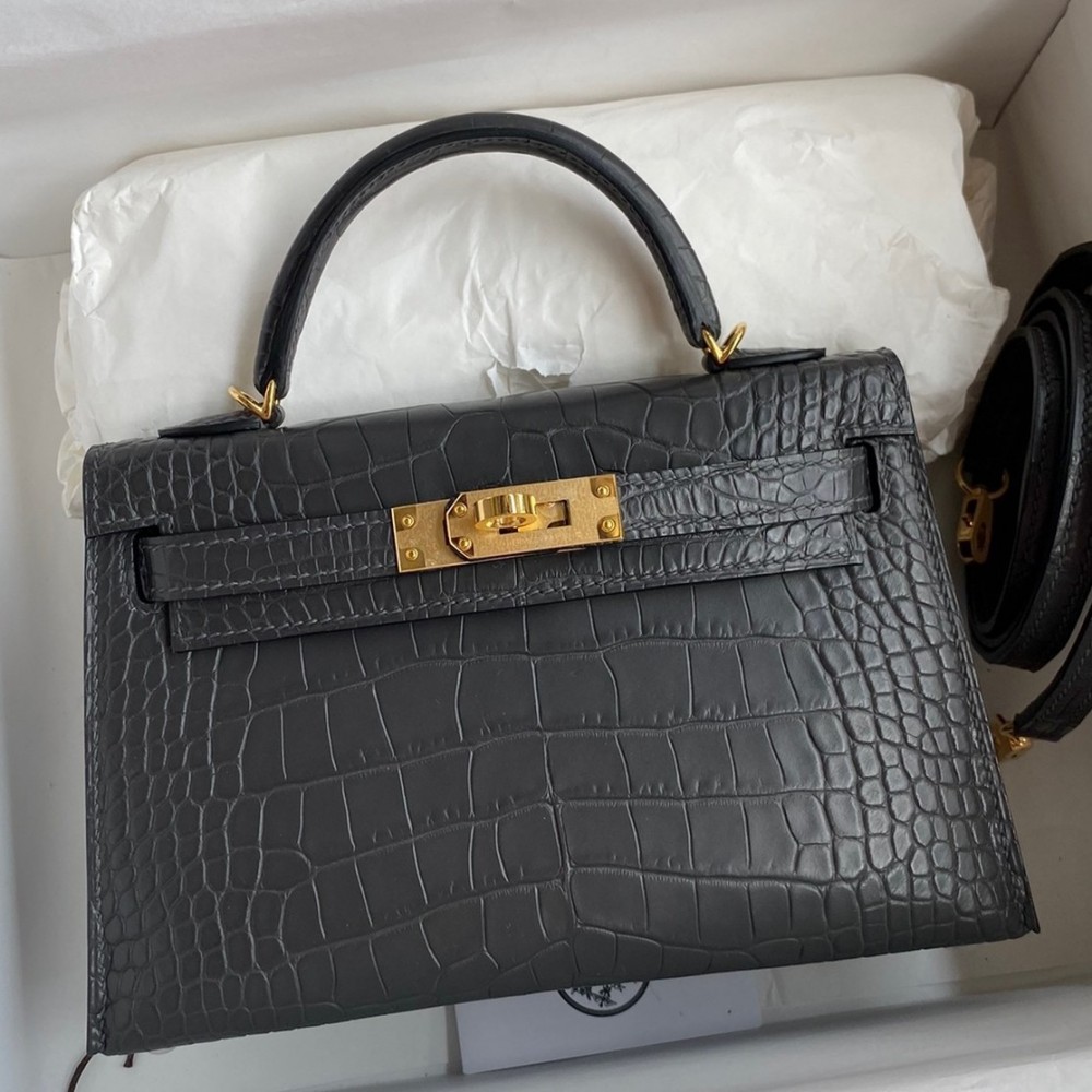 Hermes Kelly Mini II Sellier Handmade Bag In Graphite Matte Alligator Leather LDBS242520