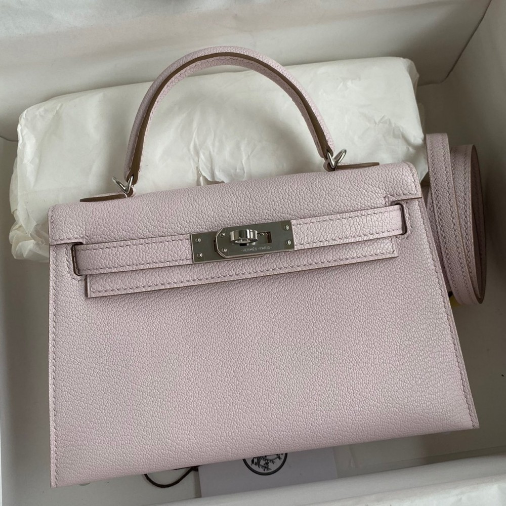 Hermes Kelly Mini II Sellier Handmade Bag In Mauve Pale Chevre Mysore Leather LDBS242533