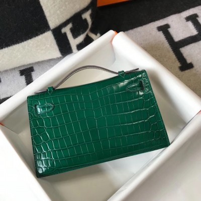 Hermes Kelly Pochette Bag In Green Embossed Crocodile Leather LDBS242573