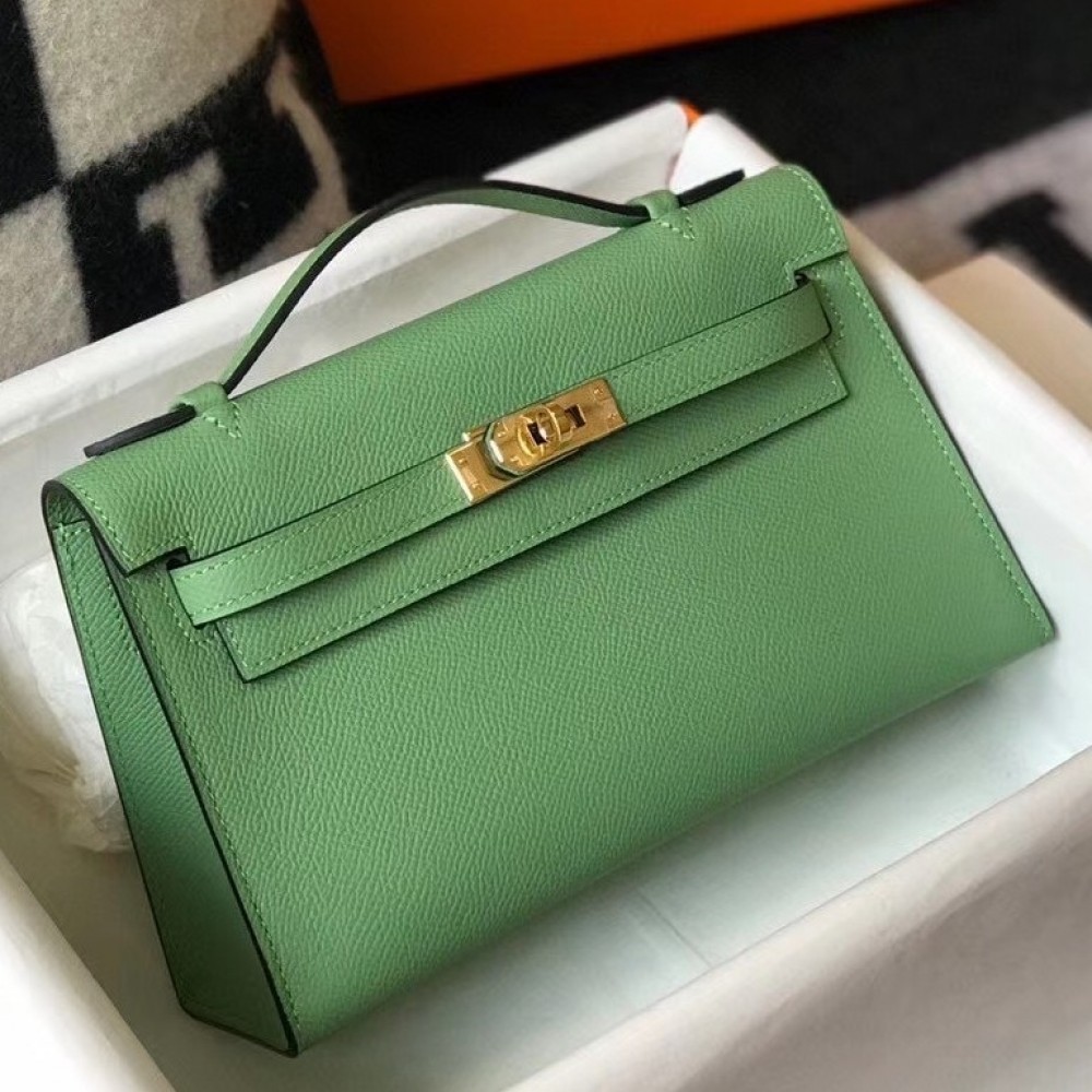 Hermes Kelly Pochette Bag In Vert Criquet Epsom Leather LDBS242582