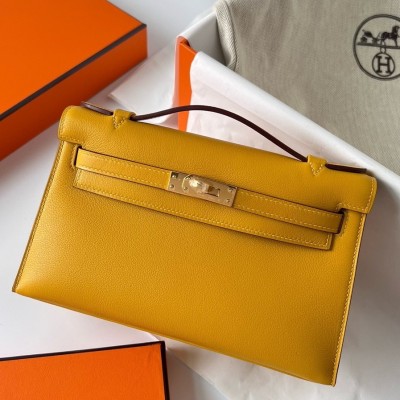 Hermes Kelly Pochette Handmade Bag In Jaune Ambre Swift Calfskin LDBS242599