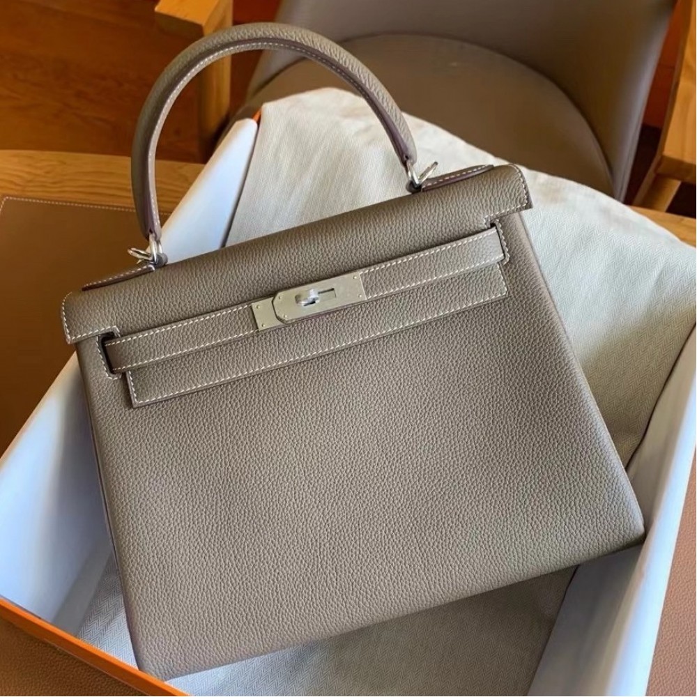 Hermes Kelly Retourne 28 Handmade Bag In Taupe Togo Leather LDBS242650