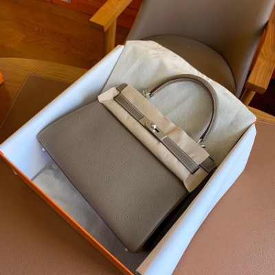 Hermes Kelly Retourne 28 Handmade Bag In Taupe Togo Leather LDBS242650