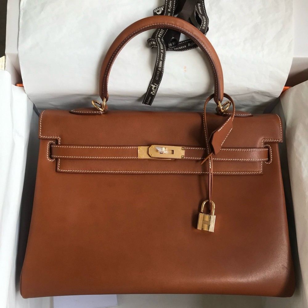 Hermes Kelly Retourne 35 Handmade Bag in Gold Barenia Calfskin LDBS242653