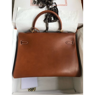 Hermes Kelly Retourne 35 Handmade Bag in Gold Barenia Calfskin LDBS242653