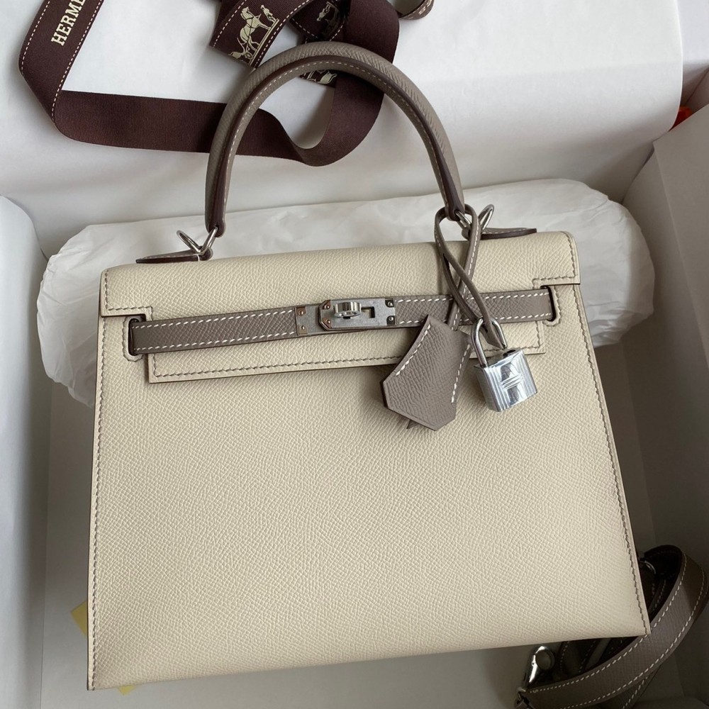 Hermes Kelly Sellier 25 Bicolor Bag in Craie and Gris Asphalt Epsom Calfskin LDBS242656