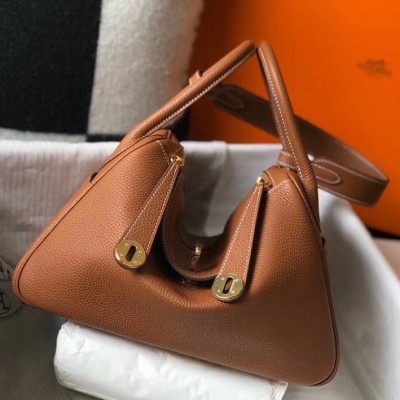 Hermes Lindy 26cm Bag In Gold Clemence With GHW LDBS242757