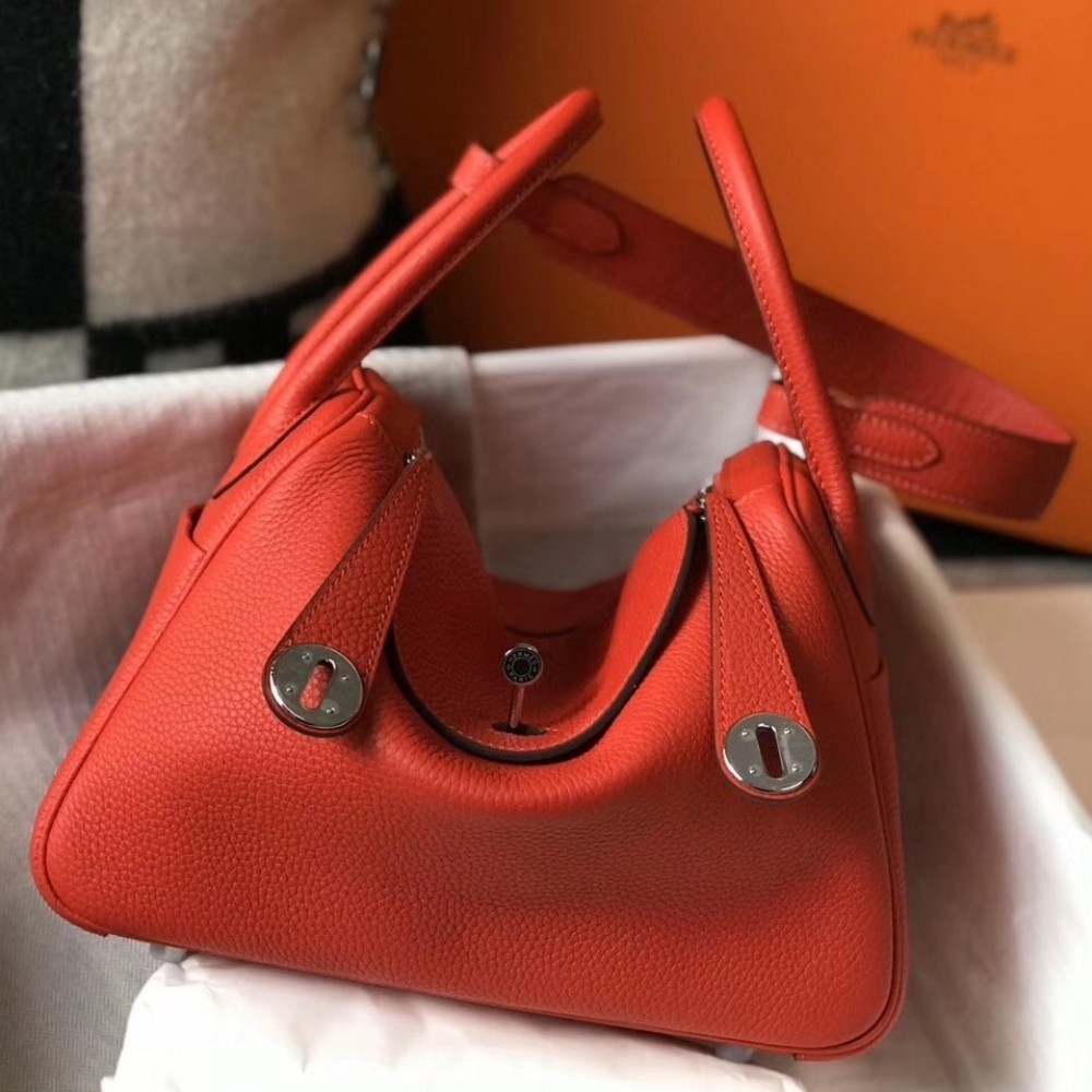 Hermes Lindy 26cm Bag In Red Clemence With PHW LDBS242764