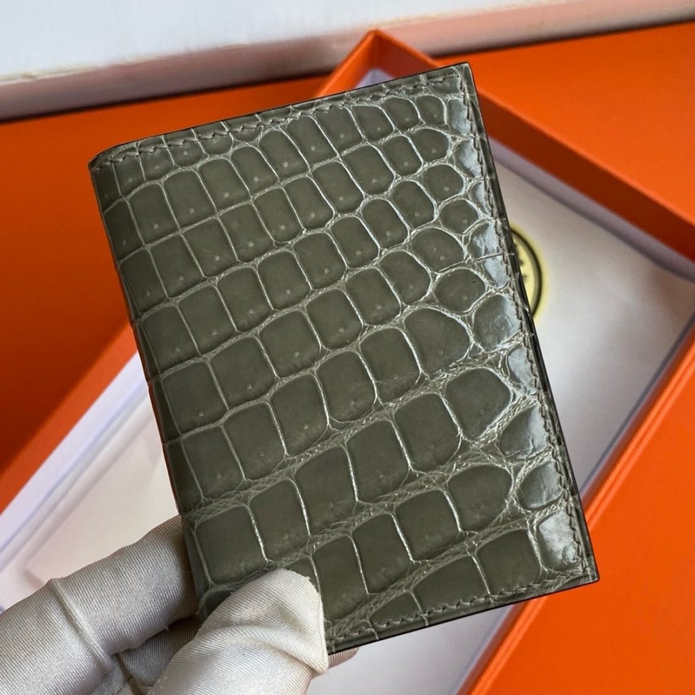 Hermes MC2 Euclide Card Holder in Tourterelle Shiny Alligator Leather LDBS242867