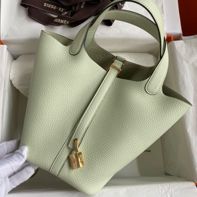 Hermes Picotin Lock 18 Handmade Bag in Vert Fizz Clemence Leather LDBS243052