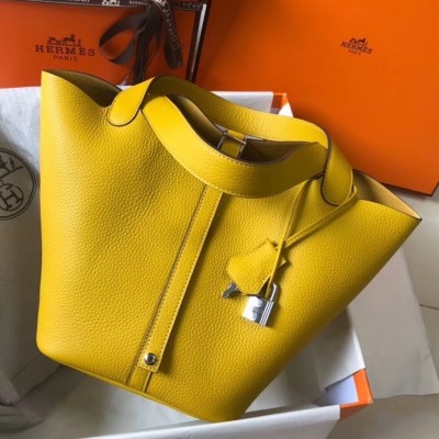 Hermes Picotin Lock 22 Bag In Yellow Clemence Leather LDBS243069