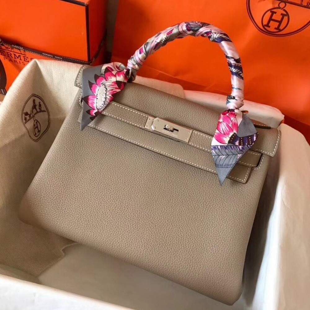 Hermes Tourterelle Clemence Kelly 28cm Handmade Bag LDBS243311