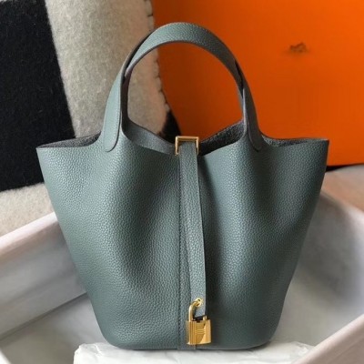 Hermes Vert Amande Picotin Lock PM 18cm Handmade Bag LDBS243332