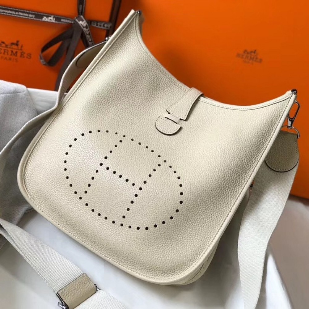 Hermes Evelyne III 29 Bag In Craie Clemence Leather