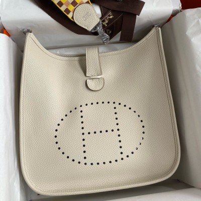 Hermes Evelyne III PM 29 Handmade Bag in Craie Clemence Leather