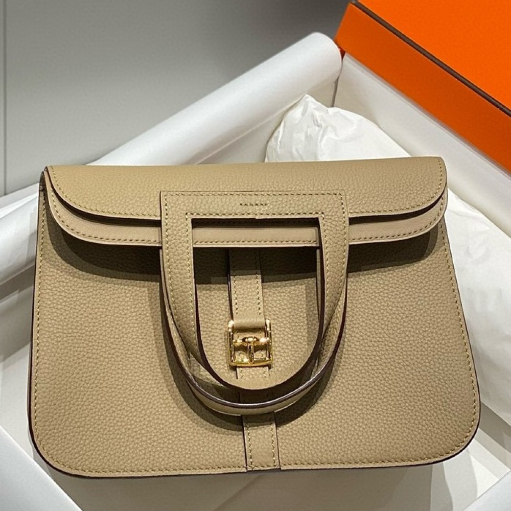 Hermes Halzan 25 Bag in Trench Clemence Leather