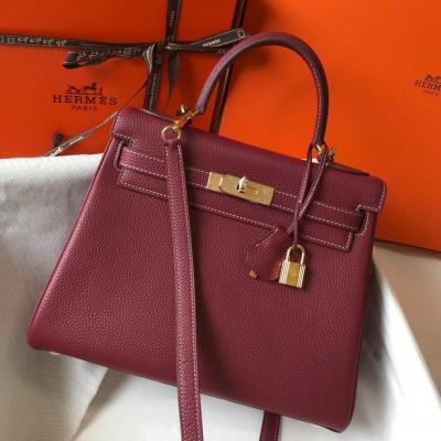 Hermes Kelly 28cm Retourne Bag in Bordeaux Clemence Leather GHW